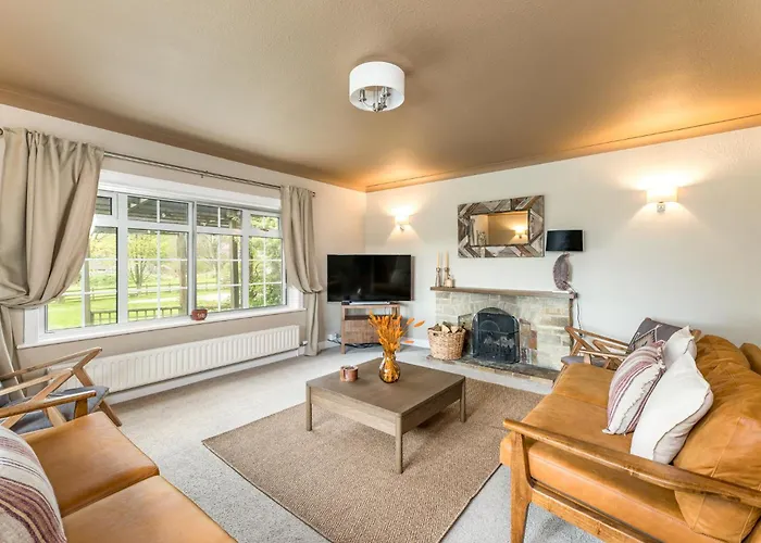 Ferienhaus Wellbeing Escape, 5-bed House With Yoga *